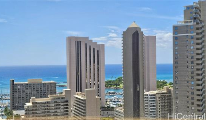 400 Hobron Lane,Honolulu,Hawaii,96815,1 Bedroom Bedrooms,1 BathroomBathrooms,Condo/Townhouse,Hobron,28,18251976