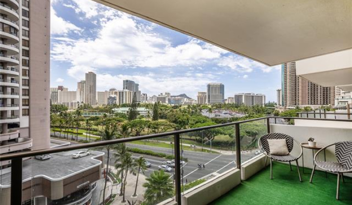 1860 Ala Moana Boulevard,Honolulu,Hawaii,96815,2 Bedrooms Bedrooms,2 BathroomsBathrooms,Condo/Townhouse,Ala Moana,8,18109379