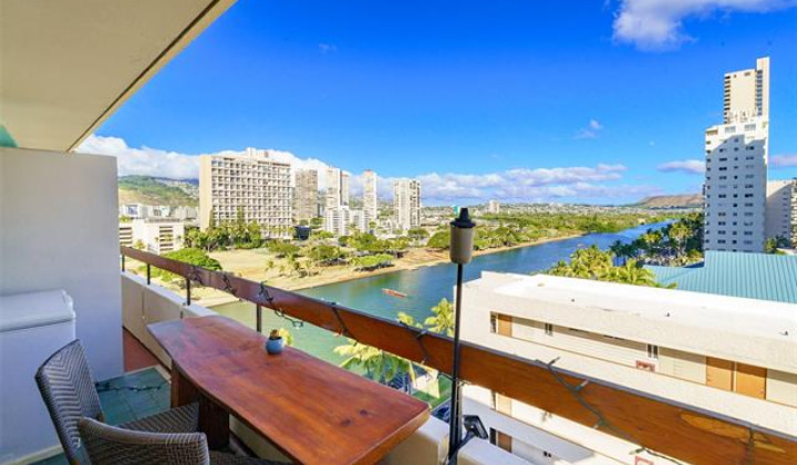 2029 Ala Wai Boulevard,Honolulu,Hawaii,96815,3 Bedrooms Bedrooms,2 BathroomsBathrooms,Condo/Townhouse,Ala Wai,10,18205121