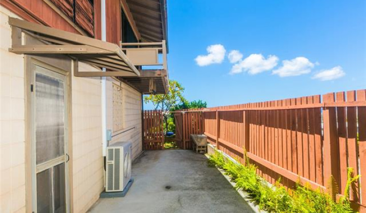 1434 Kalaepohaku Street,Honolulu,Hawaii,96816,3 Bedrooms Bedrooms,3 BathroomsBathrooms,Single family,Kalaepohaku,18206761