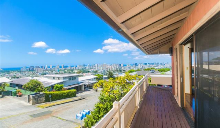 1434 Kalaepohaku Street,Honolulu,Hawaii,96816,3 Bedrooms Bedrooms,3 BathroomsBathrooms,Single family,Kalaepohaku,18206761