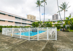 1330 Wilder Avenue,Honolulu,Hawaii,96822,1 ベッドルーム ベッドルーム,1 バスルームバスルーム,コンド / タウンハウス,Wilder,2,18208274