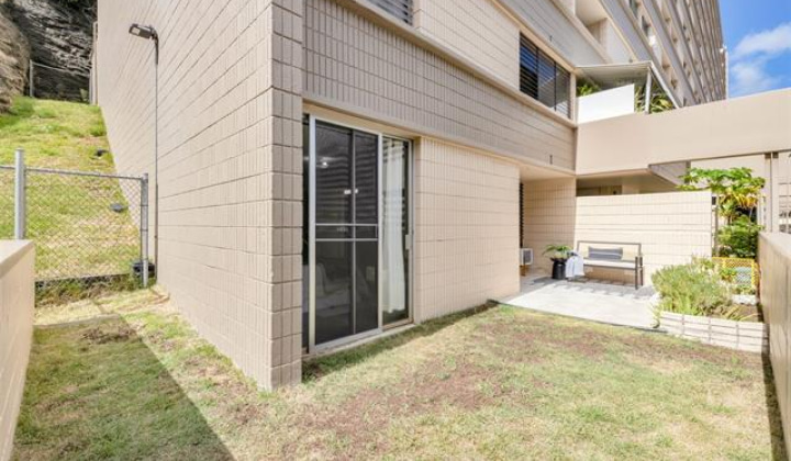 3215 Ala Ilima Street,Honolulu,Hawaii,96818,3 Bedrooms Bedrooms,2 BathroomsBathrooms,Condo/Townhouse,Ala Ilima,1,18208476