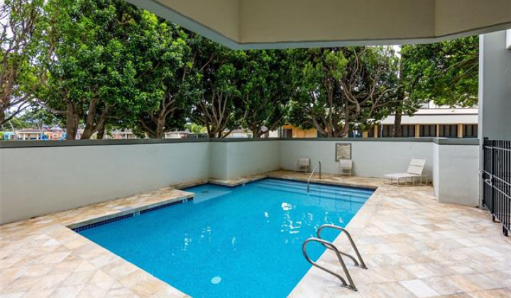 2600 Pualani Way,Honolulu,Hawaii,96815,1 Bedroom Bedrooms,1 BathroomBathrooms,Condo/Townhouse,Pualani,3,18209628