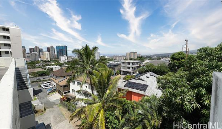 409 Iolani Avenue,Honolulu,Hawaii,96813,2 Bedrooms Bedrooms,2 BathroomsBathrooms,Condo/Townhouse,Iolani,4,18210044