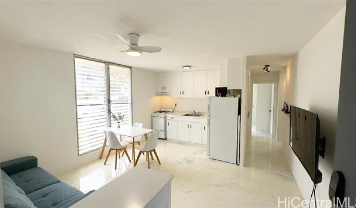 409 Iolani Avenue,Honolulu,Hawaii,96813,2 Bedrooms Bedrooms,2 BathroomsBathrooms,Condo/Townhouse,Iolani,4,18210044