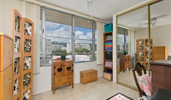 1403 Makiki Street,Honolulu,Hawaii,96814,2 ベッドルーム ベッドルーム,1 バスルームバスルーム,コンド / タウンハウス,Makiki,8,18212533