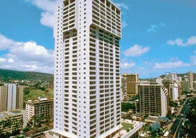 2240 Kuhio Avenue,Honolulu,Hawaii,96815,1 Bedroom Bedrooms,1 BathroomBathrooms,Condo/Townhouse,Kuhio,20,18264385