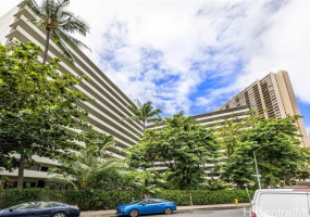 425 Ena Road,Honolulu,Hawaii,96815,1 Bedroom Bedrooms,1 BathroomBathrooms,Condo/Townhouse,Ena,12,18217536