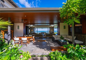 96 Niuiki Circle,Honolulu,Hawaii,96821,4 Bedrooms Bedrooms,5 BathroomsBathrooms,Single family,Niuiki,18102514