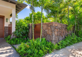 96 Niuiki Circle,Honolulu,Hawaii,96821,4 Bedrooms Bedrooms,5 BathroomsBathrooms,Single family,Niuiki,18102514