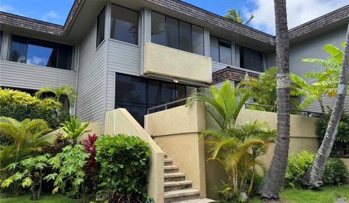 125D Maunalua Avenue,Honolulu,Hawaii,96821,3 ベッドルーム ベッドルーム,2 バスルームバスルーム,コンド / タウンハウス,Maunalua,3,18220048