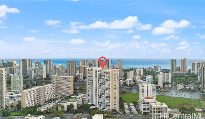 2333 Kapiolani Boulevard,Honolulu,Hawaii,96826,2 Bedrooms Bedrooms,2 BathroomsBathrooms,Condo/Townhouse,Kapiolani,8,18270861