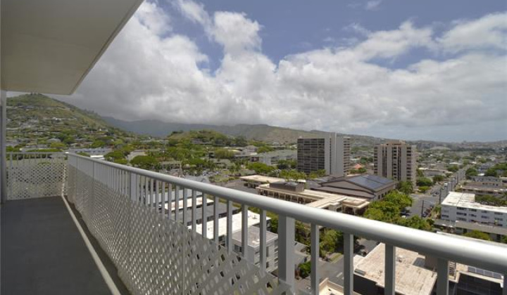 1635 Dole Street,Honolulu,Hawaii,96822,2 Bedrooms Bedrooms,1 BathroomBathrooms,Condo/Townhouse,Dole,15,18223336