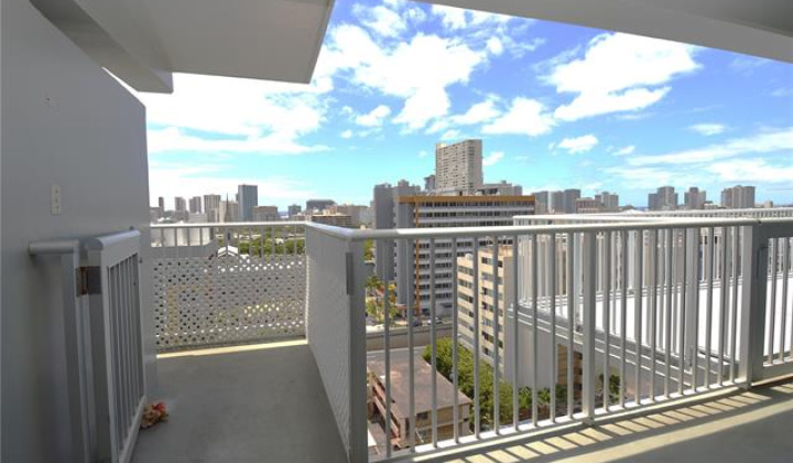 1635 Dole Street,Honolulu,Hawaii,96822,2 Bedrooms Bedrooms,1 BathroomBathrooms,Condo/Townhouse,Dole,15,18223336