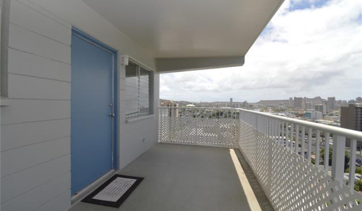 1635 Dole Street,Honolulu,Hawaii,96822,2 Bedrooms Bedrooms,1 BathroomBathrooms,Condo/Townhouse,Dole,15,18223336