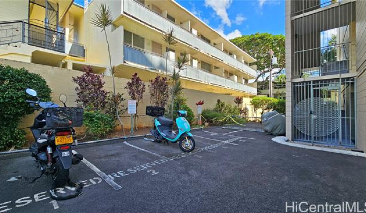 1550 Wilder Avenue,Honolulu,Hawaii,96822,1 バスルームバスルーム,コンド / タウンハウス,Wilder,8,18129258