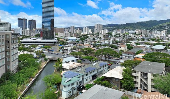 1867 Kapiolani Boulevard,Honolulu,Hawaii,96826,5 ベッドルーム ベッドルーム,3 バスルームバスルーム,一戸建て,Kapiolani,18225636