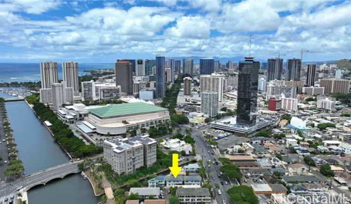 1867 Kapiolani Boulevard,Honolulu,Hawaii,96826,5 Bedrooms Bedrooms,3 BathroomsBathrooms,Single family,Kapiolani,18225774