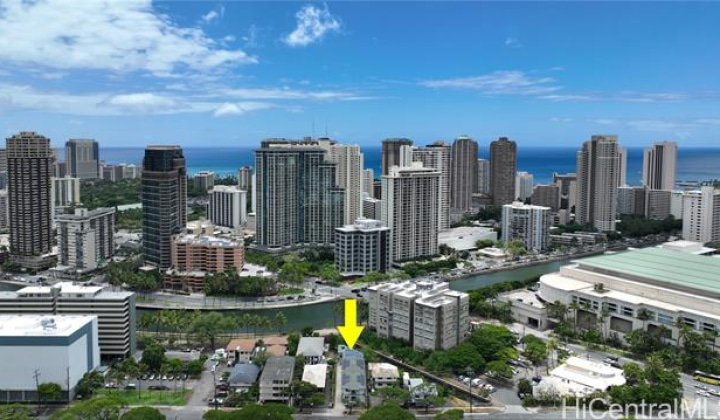 1867 Kapiolani Boulevard,Honolulu,Hawaii,96826,3 ベッドルーム ベッドルーム,3 バスルームバスルーム,一戸建て,Kapiolani,18225811