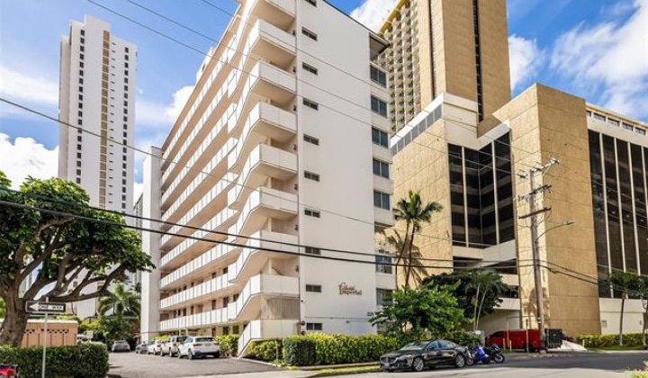 225 Liliuokalani Avenue,Honolulu,Hawaii,96815,2 ベッドルーム ベッドルーム,1 バスルームバスルーム,コンド / タウンハウス,Liliuokalani,5,18228655