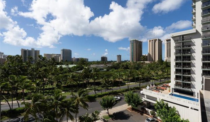 1925 Kalakaua Avenue,Honolulu,Hawaii,96815,1 ベッドルーム ベッドルーム,1 バスルームバスルーム,コンド / タウンハウス,Kalakaua,9,18229067