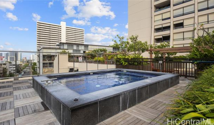 1717 Mott Smith Drive,Honolulu,Hawaii,96822,1 ベッドルーム ベッドルーム,1 バスルームバスルーム,コンド / タウンハウス,Mott Smith,25,18229619