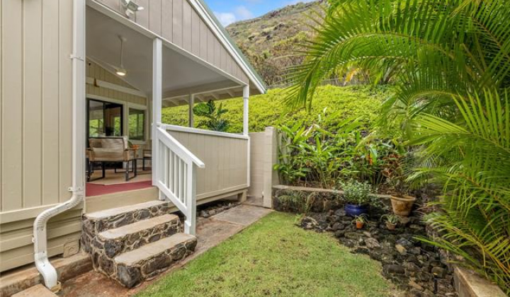 6009 Haleola Street,Honolulu,Hawaii,96821,4 Bedrooms Bedrooms,3 BathroomsBathrooms,Single family,Haleola,18230580