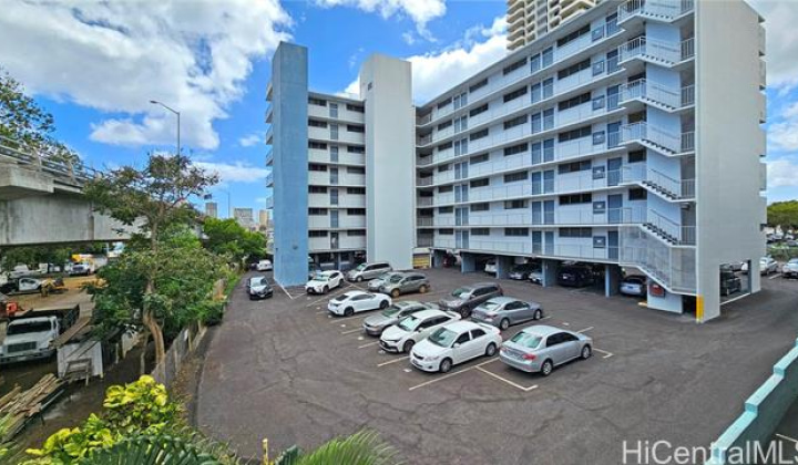 2873 King Street,Honolulu,Hawaii,96826,1 ベッドルーム ベッドルーム,1 バスルームバスルーム,コンド / タウンハウス,King,2,18135510