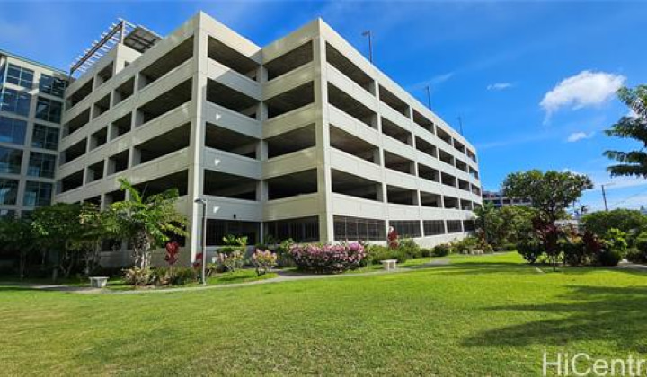 215 King Street,Honolulu,Hawaii,96817,1 ベッドルーム ベッドルーム,1 バスルームバスルーム,コンド / タウンハウス,King,16,18232677