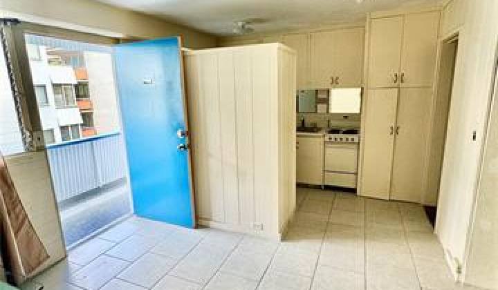 410 Nahua Street,Honolulu,Hawaii,96815,1 Bedroom Bedrooms,1 BathroomBathrooms,Condo/Townhouse,Nahua,5,18246873