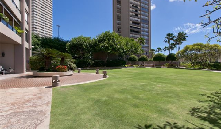 583 Kamoku Street,Honolulu,Hawaii,96826,1 Bedroom Bedrooms,1 BathroomBathrooms,Condo/Townhouse,Kamoku,19,18247148