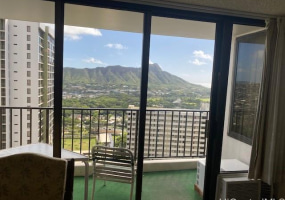 201 Ohua Avenue,Honolulu,Hawaii,96815,1 Bedroom Bedrooms,1 BathroomBathrooms,Condo/Townhouse,Ohua,33,18248144