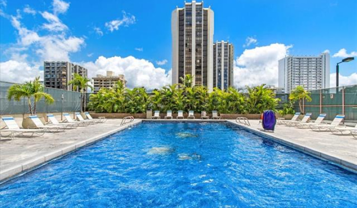 229 Paoakalani Avenue,Honolulu,Hawaii,96815,1 Bedroom Bedrooms,1 BathroomBathrooms,Condo/Townhouse,Paoakalani,19,18248332