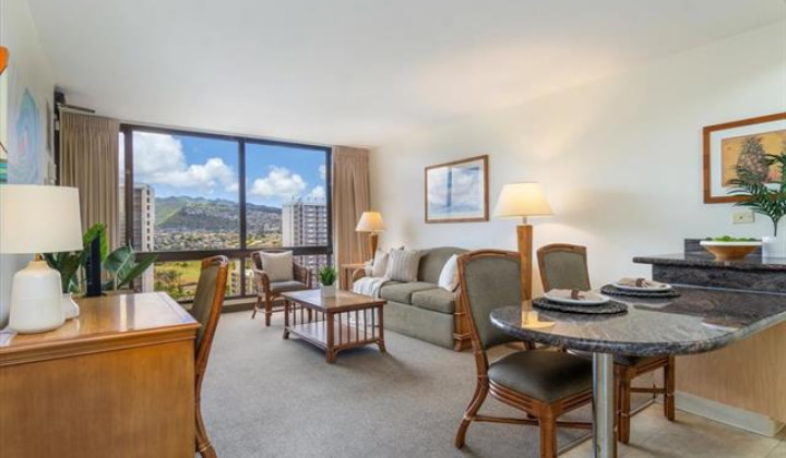 229 Paoakalani Avenue,Honolulu,Hawaii,96815,1 Bedroom Bedrooms,1 BathroomBathrooms,Condo/Townhouse,Paoakalani,19,18248332