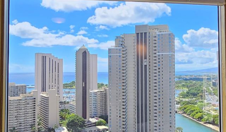 400 Hobron Lane,Honolulu,Hawaii,96815,1 ベッドルーム ベッドルーム,1 バスルームバスルーム,コンド / タウンハウス,Hobron,28,18251976