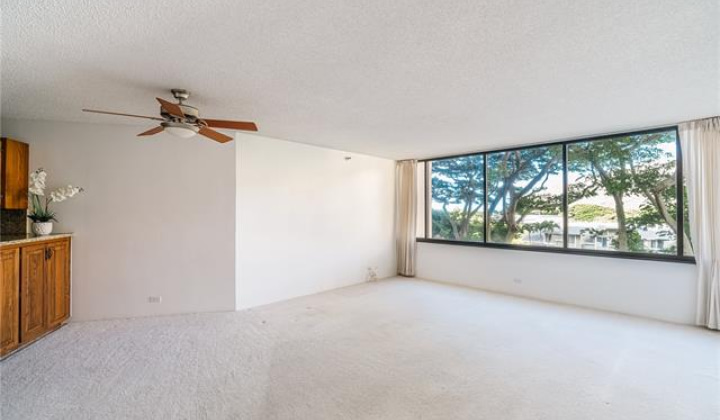 555 Hahaione Street,Honolulu,Hawaii,96825,2 Bedrooms Bedrooms,2 BathroomsBathrooms,Condo/Townhouse,Hahaione,2,18252369