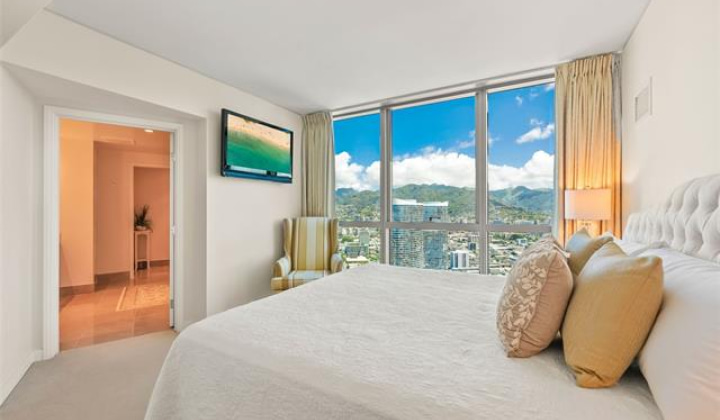 1177 Queen Street,Honolulu,Hawaii,96814,3 Bedrooms Bedrooms,2 BathroomsBathrooms,Condo/Townhouse,Queen,45,18254201