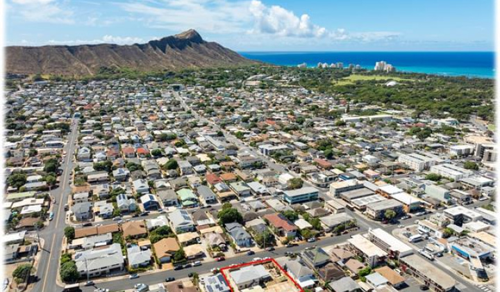 3232 Castle Street,Honolulu,Hawaii,96815,7 Bedrooms Bedrooms,5 BathroomsBathrooms,Single family,Castle,18306154