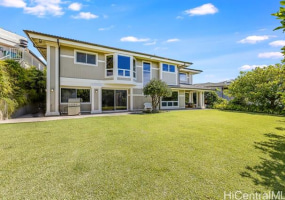 900 Puuikena Drive,Honolulu,Hawaii,96821,4 Bedrooms Bedrooms,2 BathroomsBathrooms,Single family,Puuikena,18256978