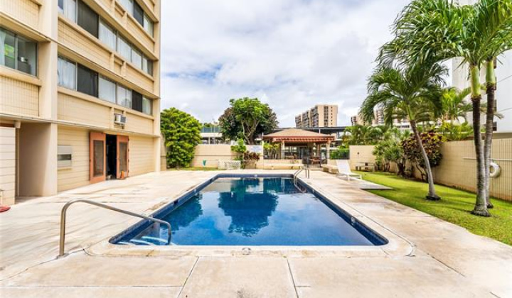 5180 Likini Street,Honolulu,Hawaii,96818,2 Bedrooms Bedrooms,1 BathroomBathrooms,Condo/Townhouse,Likini,12,18257338