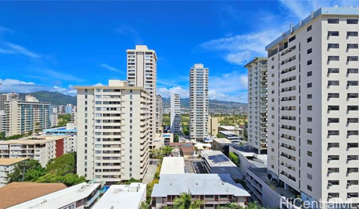 2425 Kuhio Avenue,Honolulu,Hawaii,96815,1 バスルームバスルーム,コンド / タウンハウス,Kuhio,14,18307996