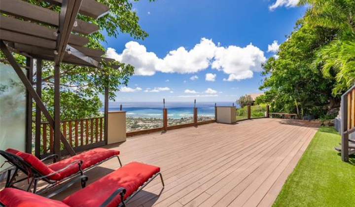 5201 Kuaiwi Place,Honolulu,Hawaii,96821,5 Bedrooms Bedrooms,4 BathroomsBathrooms,Single family,Kuaiwi,18309051