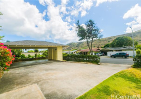 647 Hahaione Street,Honolulu,Hawaii,96825,3 Bedrooms Bedrooms,2 BathroomsBathrooms,Single family,Hahaione,18310267