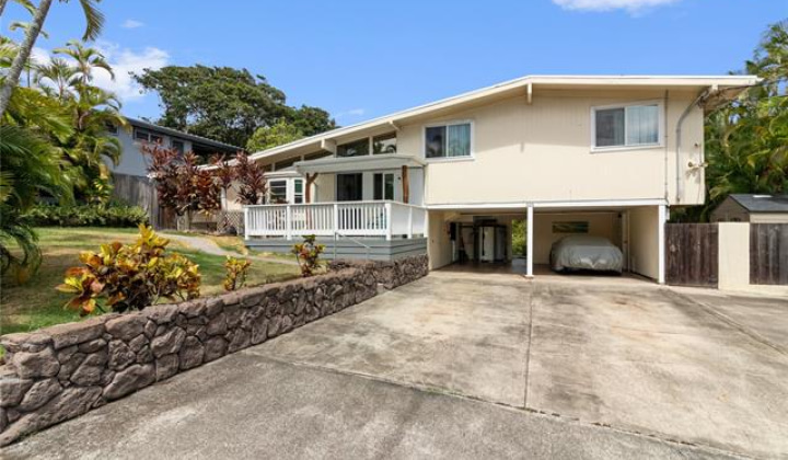 325 Ilihau Street,Kailua,Hawaii,96734,8 Bedrooms Bedrooms,6 BathroomsBathrooms,Single family,Ilihau,18261338