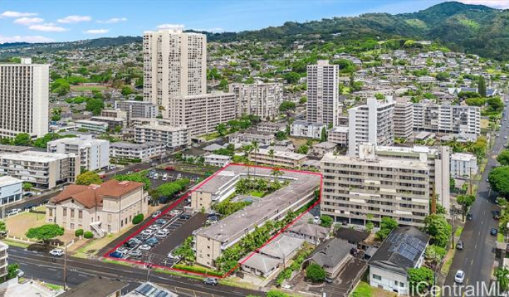 1330 Wilder Avenue,Honolulu,Hawaii,96822,1 Bedroom Bedrooms,1 BathroomBathrooms,Condo/Townhouse,Wilder,1,18264072