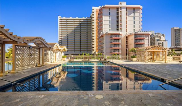 445 Seaside Avenue,Honolulu,Hawaii,96815,1 BathroomBathrooms,Condo/Townhouse,Seaside,37,18264185