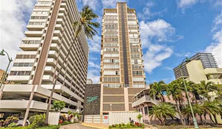 2415 Ala Wai Boulevard,Honolulu,Hawaii,96815,1 ベッドルーム ベッドルーム,1 バスルームバスルーム,コンド / タウンハウス,Ala Wai,12,18266122