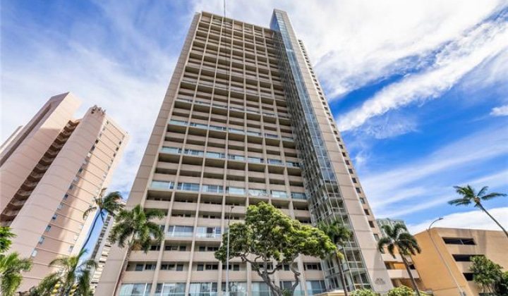 555 大学 Avenue,Honolulu,Hawaii,96826,1 ベッドルーム ベッドルーム,1 バスルームバスルーム,コンド / タウンハウス,University,1,18275921