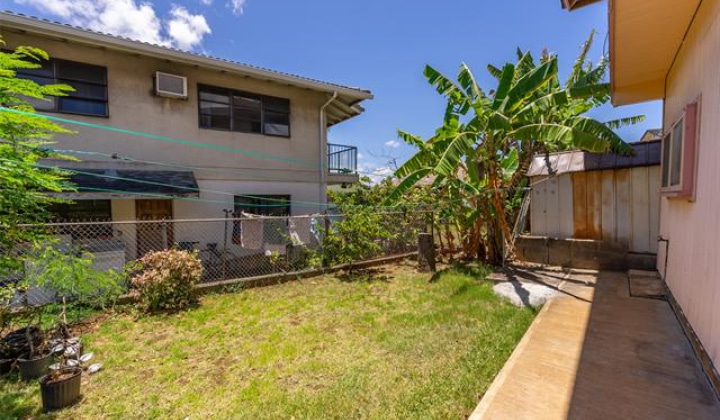 2429 N 学校 Street,Honolulu,Hawaii,96819,17 ベッドルーム ベッドルーム,6 バスルームバスルーム,一戸建て,School,18275972